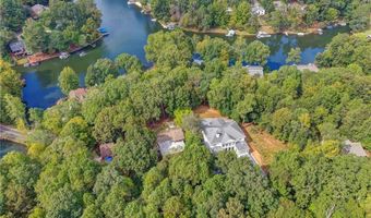 337 Lakeshore Dr, Berkeley Lake, GA 30096