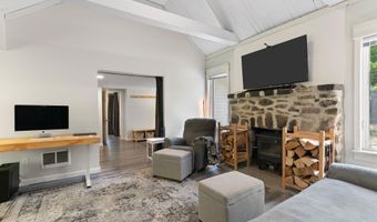 1644 Upper Dummerston Rd, Brattleboro, VT 05301
