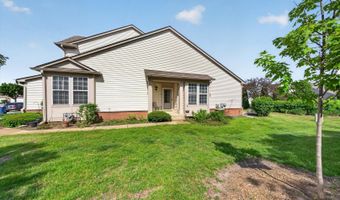 4001 Whitehall Ln, Algonquin, IL 60102