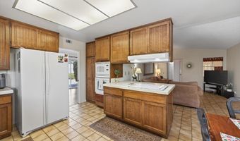 1562 Avenida Del Manzano, Camarillo, CA 93010