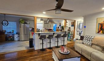 657 4th St NW, Arab, AL 35016