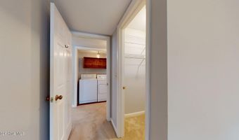 1203 Wilshire Cir, Aberdeen, NC 28315