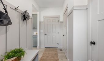 8284 Kettle Oak Dr, Alto, MI 49302