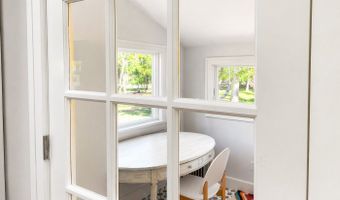 34 Devon Landing Dr, Amagansett, NY 11930