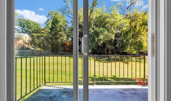 10661 MONTROSE Ave 202, Bethesda, MD 20814