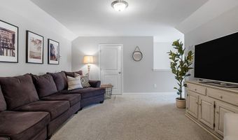 938 Deepwood Ct, Boiling Springs, SC 29316