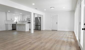1101 Lillian St, Alice, TX 78332