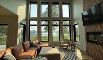 1920 Geneva Rd NE, Alexandria, MN 56308