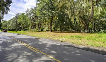 121 Spanish Point Dr, Beaufort, SC 29902