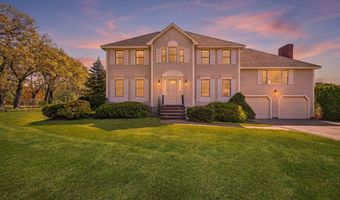 2 Stouffer Cir, Andover, MA 01810