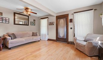 1025 S LAWE St, Appleton, WI 54915