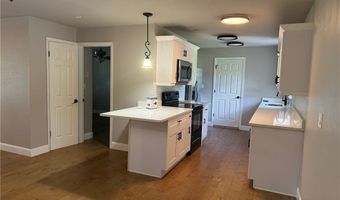 2199 Wyandotte Ave, Alva, FL 33920