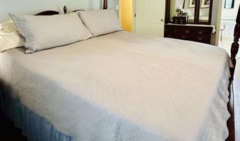 15173 Lorraine Rd, Biloxi, MS 39532