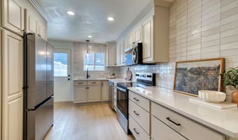 496 E Chester Ln, Boise, ID 83706