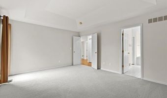 4870 LYTHAM Ln, Ann Arbor, MI 48103