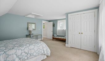 181 Meetinghouse Rd, Bedford, NH 03110