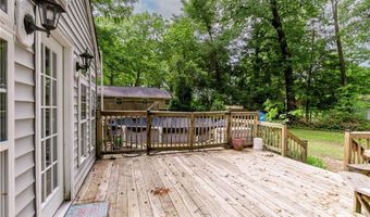 103 Heatherwood Ln, Yorktown, VA 23692