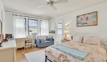 141 Englewood Ave 23, Boston, MA 02135