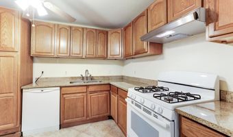 7905 DASSETT Ct 101, Annandale, VA 22003