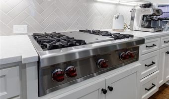 9018 Riverbend Mnr, Alpharetta, GA 30022