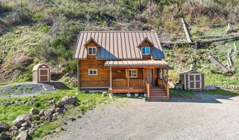52633 MCKENZIE Hwy, Blue River, OR 97413