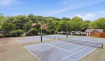 2410 S WALTER REED Dr 2, Arlington, VA 22206