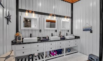 3398 SE 3000, Andrews, TX 79714