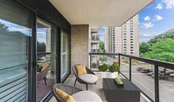 307 YOAKUM Pkwy 406, Alexandria, VA 22304
