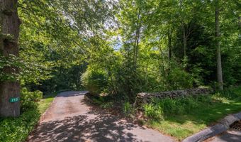 140 Ironworks Rd, Clinton, CT 06413