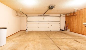 306 Rathert Ct, Auburn, IN 46706