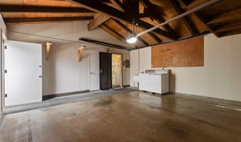 1482 Honokahua St, Honolulu, HI 96825