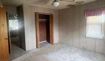 2606 Wyoming St, Carlsbad, NM 88220