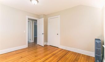 97 Williams Ave, East Providence, RI 02914
