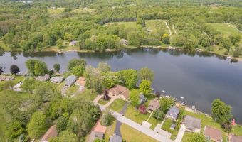 25 S Shore Dr, Addison, MI 49220