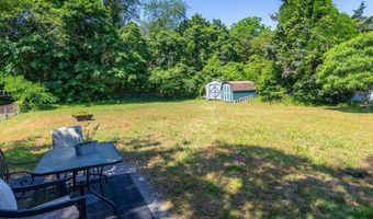 704 E CHANESE Ln, Absecon, NJ 08205