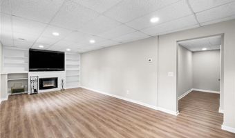 5077 Newpark Dr NW, Acworth, GA 30101