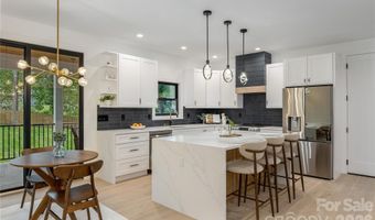 47 Scott Meadows Dr, Asheville, NC 28806