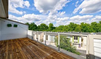 1380 Stirling Cir NW 26, Atlanta, GA 30318