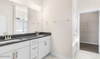 349 Maddox Dr, Aberdeen, NC 28315