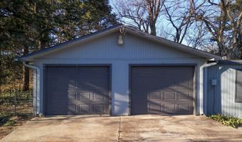 113 S Country Club Rd, Arkansas City, KS 67005