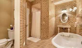 7750 Silverthorn Dr SE, Ada, MI 49301