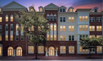 4950 BRENMAN PARK Dr 308, Alexandria, VA 22304