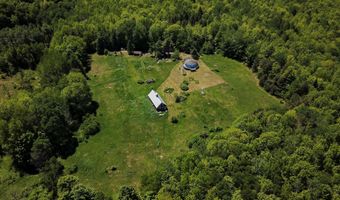 310 Sky View Ln, Barnet, VT 05821