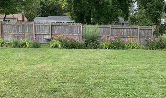 681 Archwood Dr, Ann Arbor, MI 48103