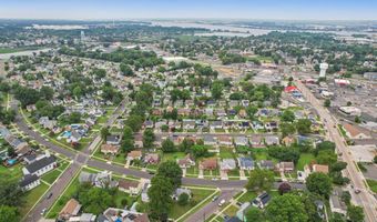 16 PARK Dr, Bellmawr, NJ 08031