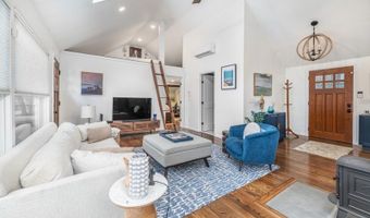 361 E Lakeshore Dr, Alloway, NJ 07422