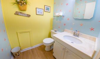 2008 E Ft Macon Rd D18, Atlantic Beach, NC 28512
