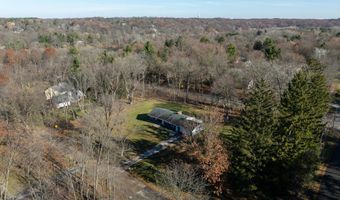 2844 Whippoorwill Ln, Ann Arbor, MI 48103