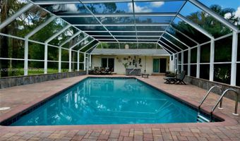 18220 Elmwood Dr, Alva, FL 33920