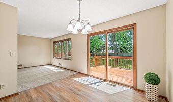 1088 Whitney Dr, Apple Valley, MN 55124